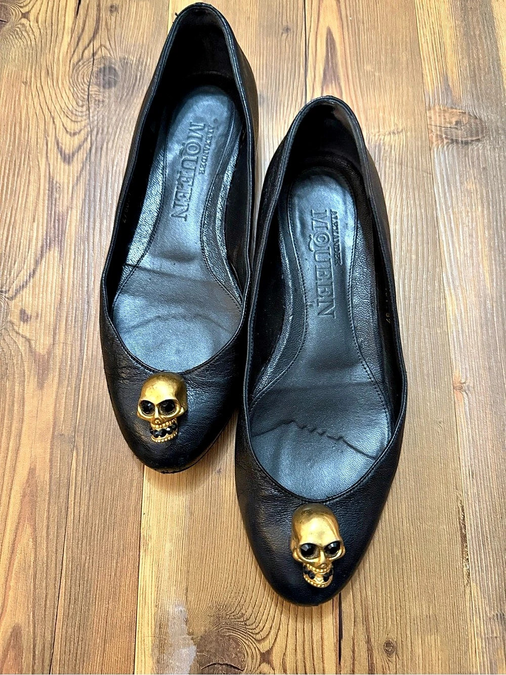 Alexander McQueen Skull Ballet Flats Black & Gold EU 37